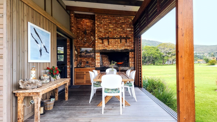 3 Bedroom Property for Sale in Brenton On Lake Western Cape